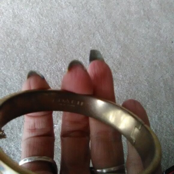 Coach Bangle Bracelet Flapper style VINTAGE PERFECT FOR MOTHER'S DAY - Picture 2 of 9